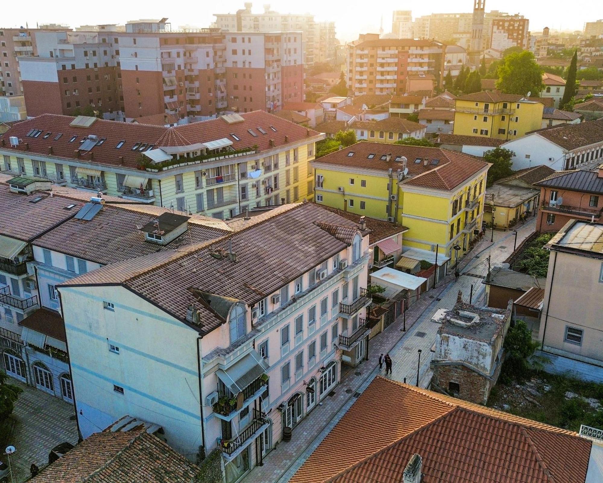 Marina Apartment - The Ocean Heart Of Shkodra المظهر الخارجي الصورة